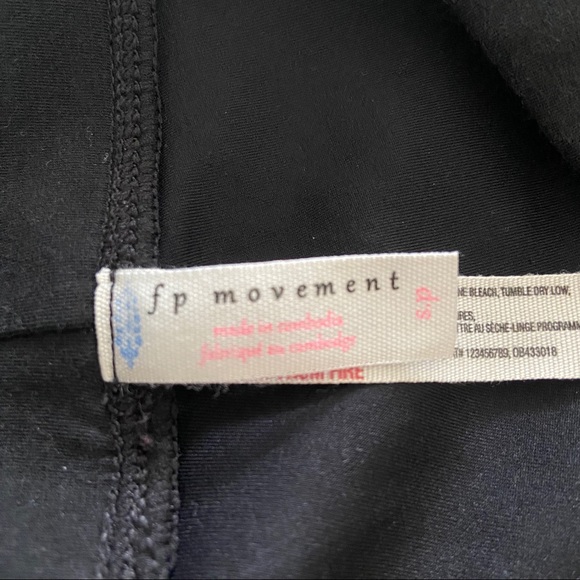 SOLD 🔴 Free People Movement Turnout Legging - Picture 7 of 10